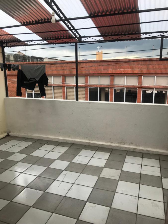 Albergue Camry Backpackers佳美背包客旅馆 Куэнка Экстерьер фото