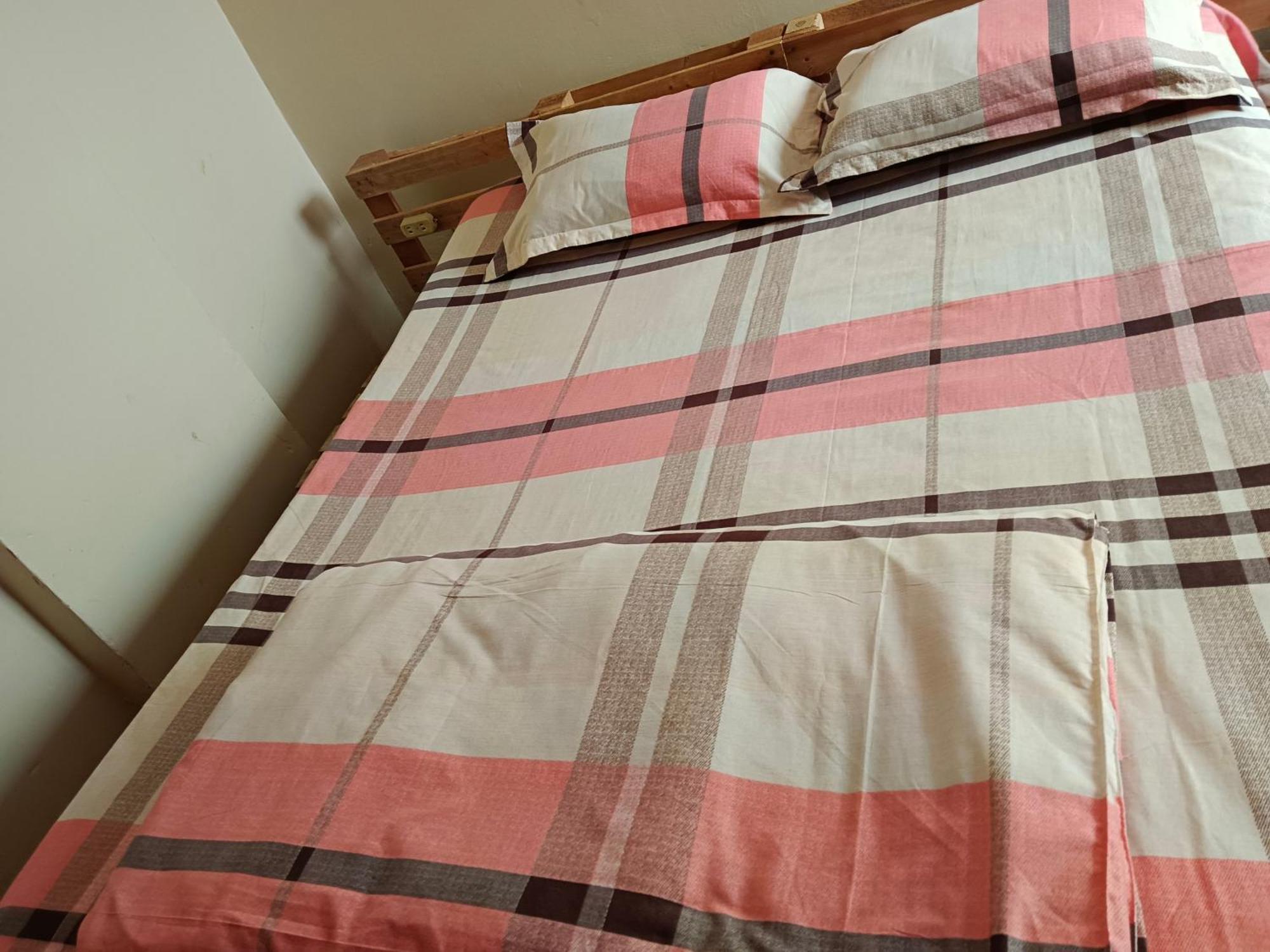 Albergue Camry Backpackers佳美背包客旅馆 Куэнка Экстерьер фото