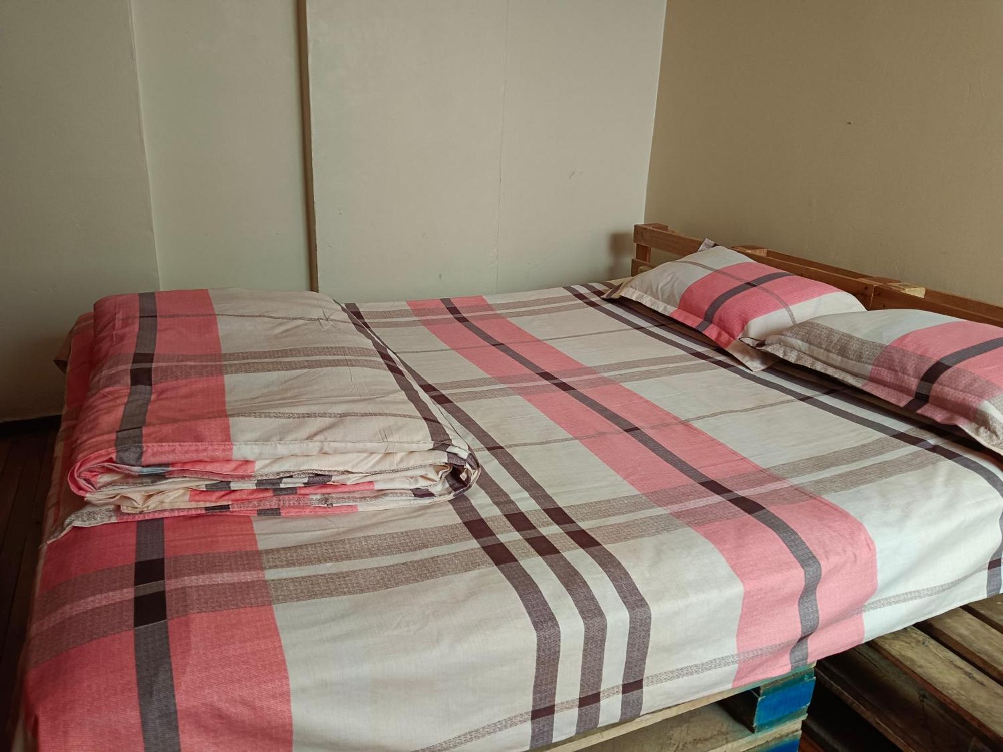 Albergue Camry Backpackers佳美背包客旅馆 Куэнка Экстерьер фото